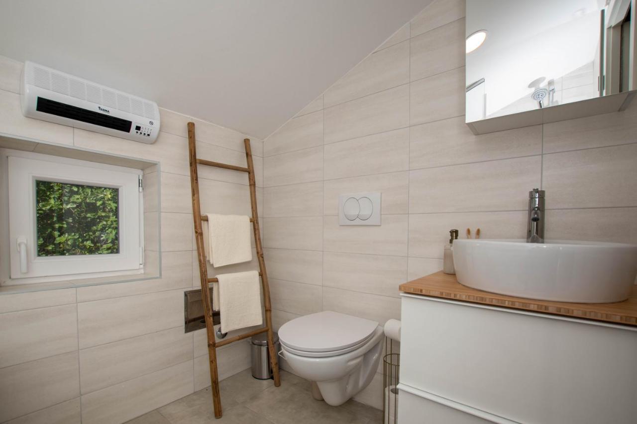 Apartment Eros Шишан Экстерьер фото